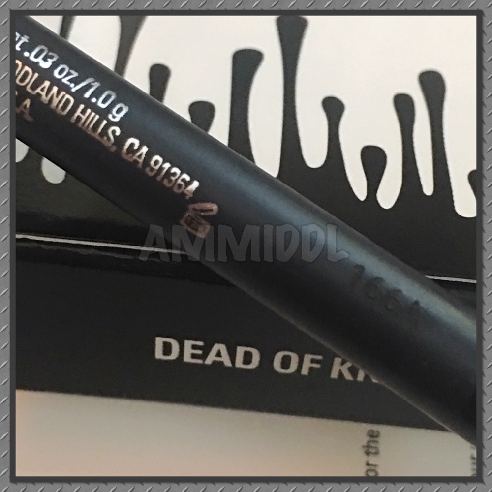 ✅$ALE🆕DEAD OF KNIGHT💄Kylie Lip Kit💄NIB - Picture 5 of 5